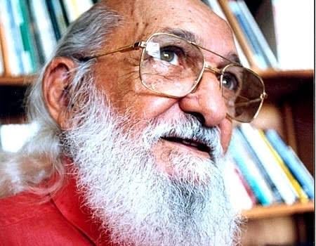 Paulo Freire close-up portrait, late in life